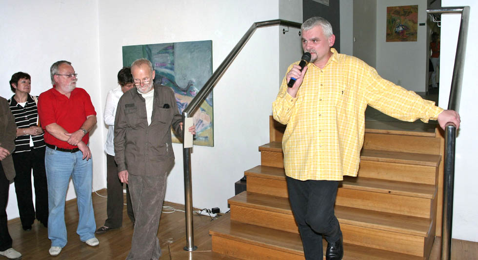 Pejt na dal / Go to next image