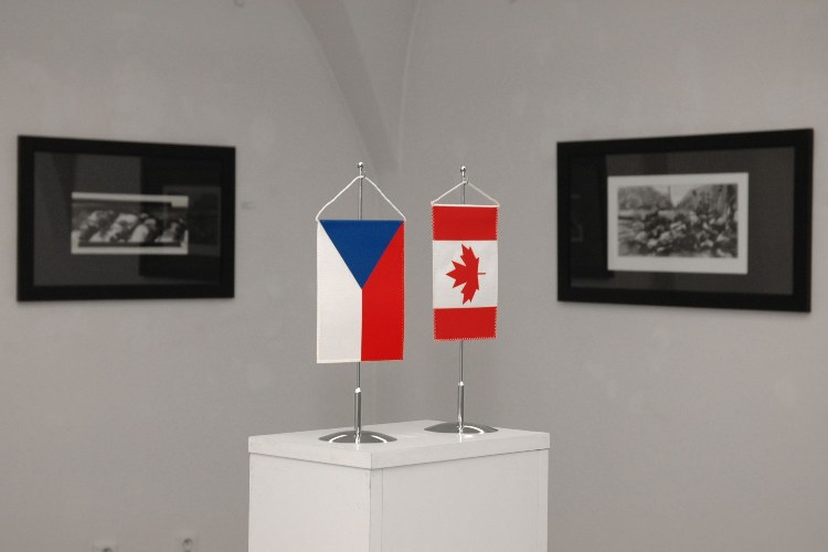 exhibition04
