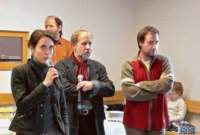 Anna Synková, Petr Štěpán a Michal Rataj při vernisáži